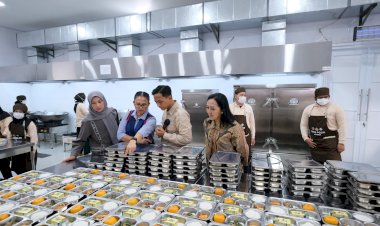 Polri,-BGN-dan-YKB-Uji-Coba-SPPG-Polri-di-Pejaten-dan-Cipinang