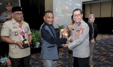Gelar-Dialog-Publik-di-Malut,-Divhumas-Polri-Gaungkan-Semangat-Generasi-Berkarakter-dan-Berintegritas