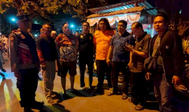 Polsek-Krian-Bersama-Warga-Evakuasi-Anak-Tenggelam-di-Sungai-Tambak-Kemerakan