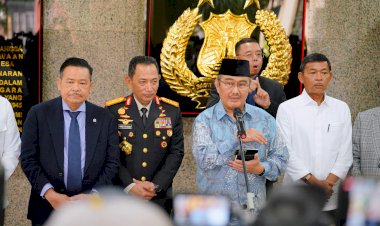 Kapolri-Usai-Rapat-Perdana-Komisi-Percepatan-Reformasi-Polri-Terbuka-dan-Terima-Evaluasi