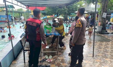Patroli-Tempat-Wisata,-Polsek-Balongbendo-Wujudkan-Libur-Nataru-Aman-dan-Nyaman