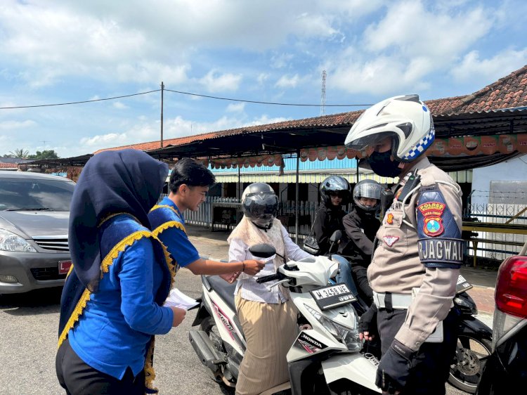 Polres Sumenep Catat Penurunan Kecelakaan Signifikan dalam Operasi Patuh Semeru 2025