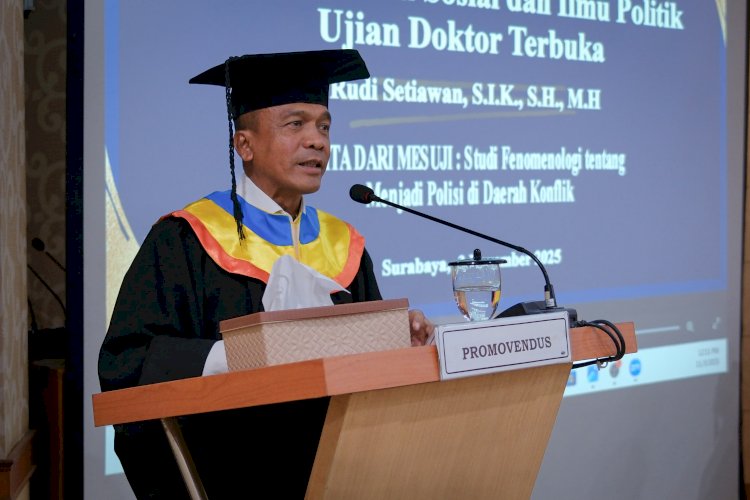 Kapolda Jabar Raih Gelar Doktor Lewat Disertasi 