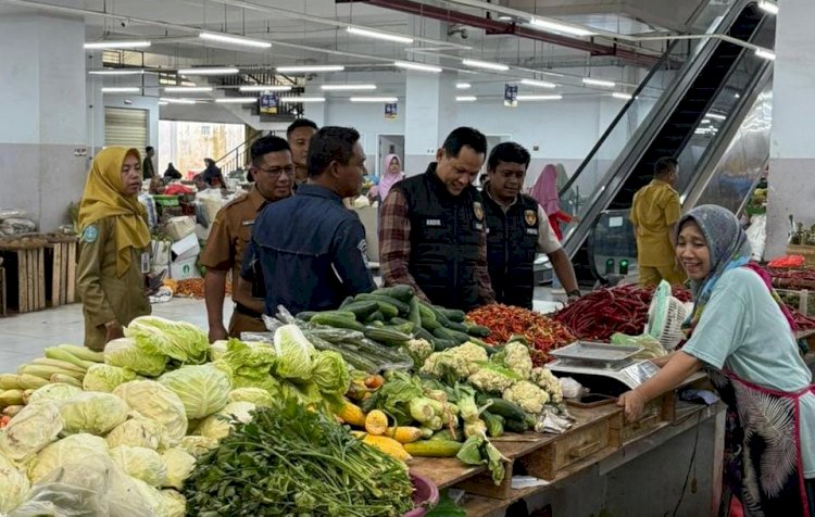 Satgas Pangan Polres Ponorogo Pantau Bahan Pokok di Sejumlah Pasar Jelang Nataru
